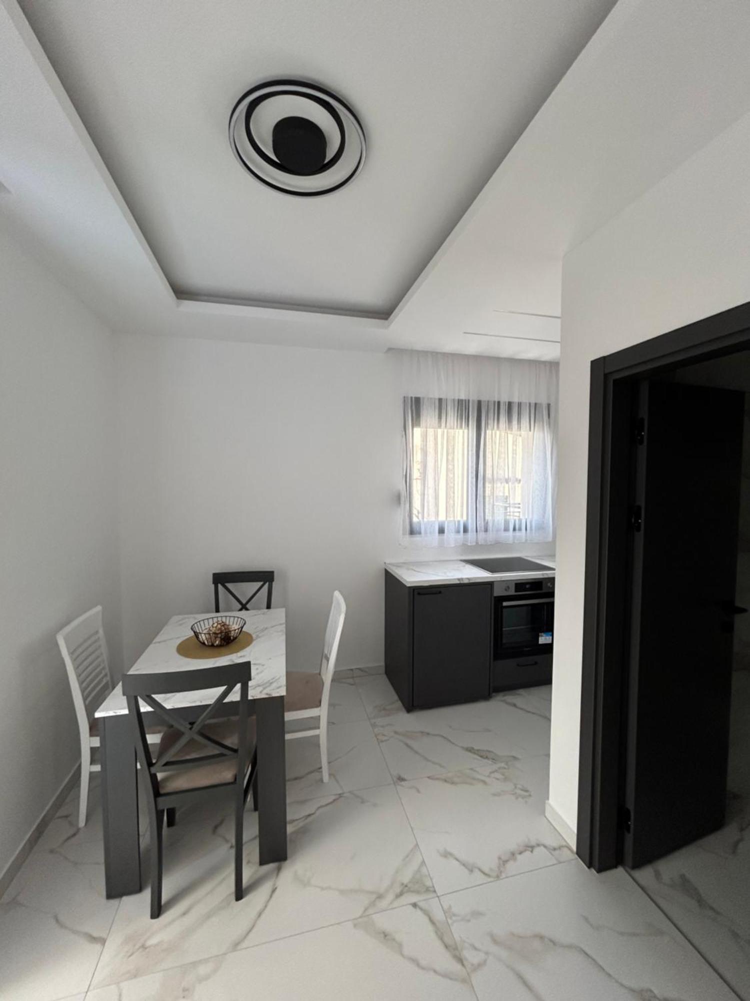 בודווה Merlin Prestige Apartments מראה חיצוני תמונה